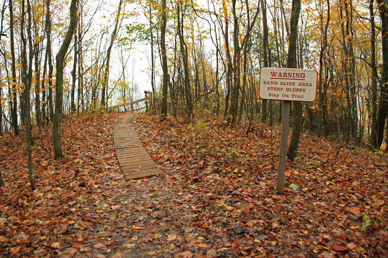 empire bluff sign